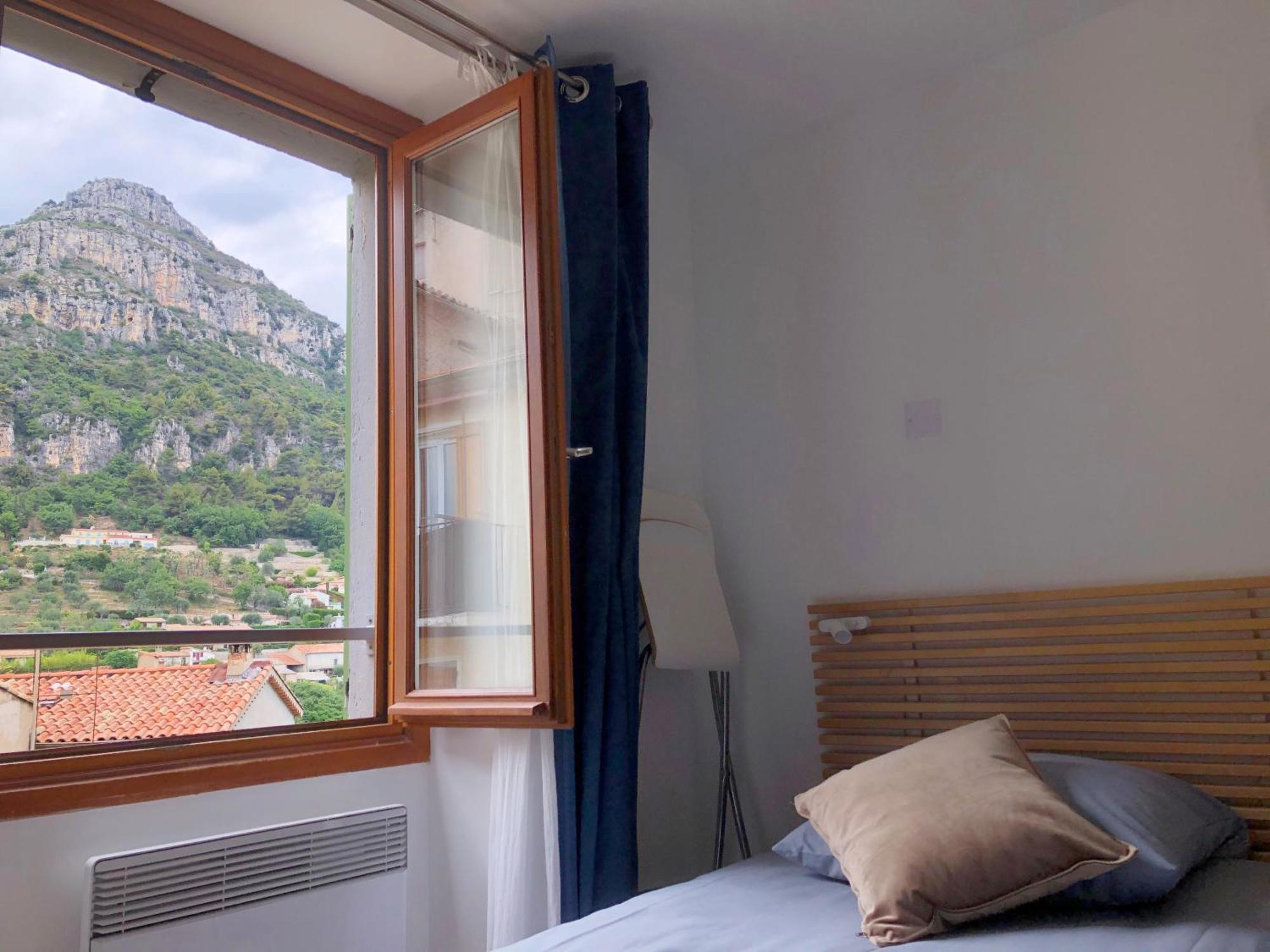 Bed and Breakfast The Frogs' House - Yoga Retreat Saint-Jeannet  Habitación foto