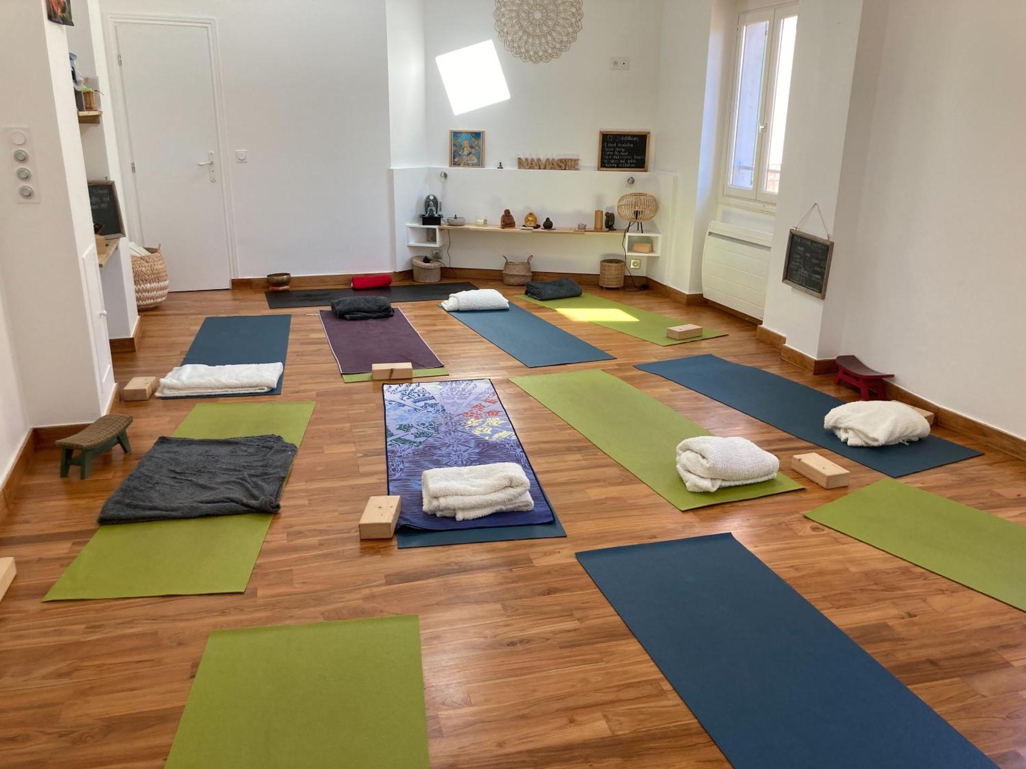 Bed and Breakfast The Frogs' House - Yoga Retreat Saint-Jeannet  Exterior foto